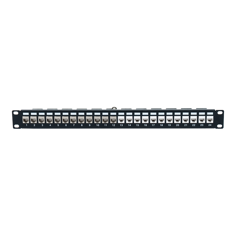 Panneau de brassage blindé 19 pouces 1U 24 ports (avec module C6A) SP-3246S-24P